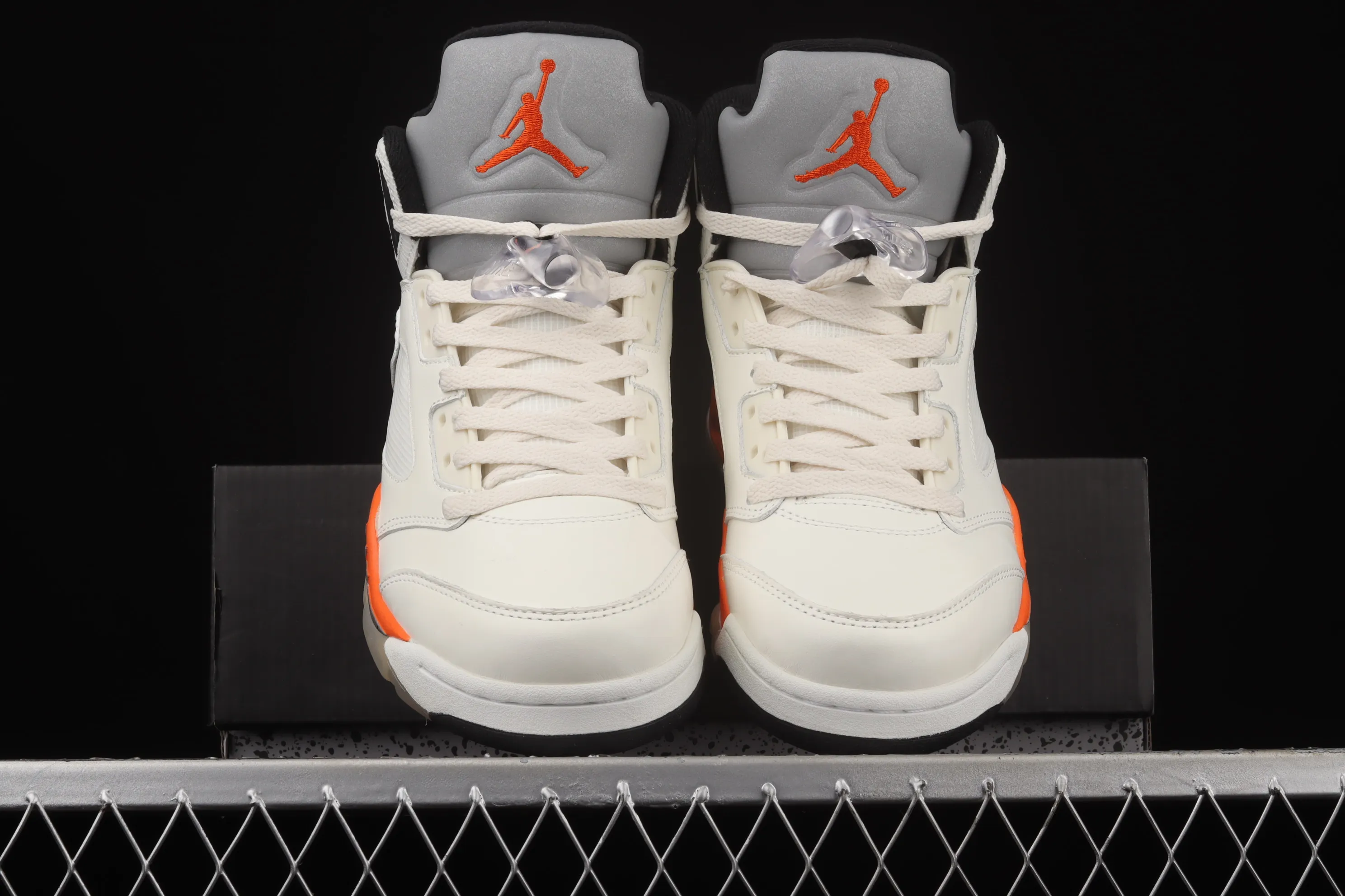 All categories Air Jordan Jordan series basketball shoes Air Jordan 5 pure original version Air Jordan 5 "Total Orange" AJ5 Joe 5 white buckle DC1060-100